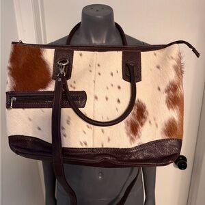 Elegant Cowhide Leather Tote Bag